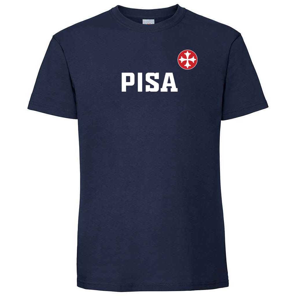 Pisa Emblema T-shirt - Deep Navy in action.