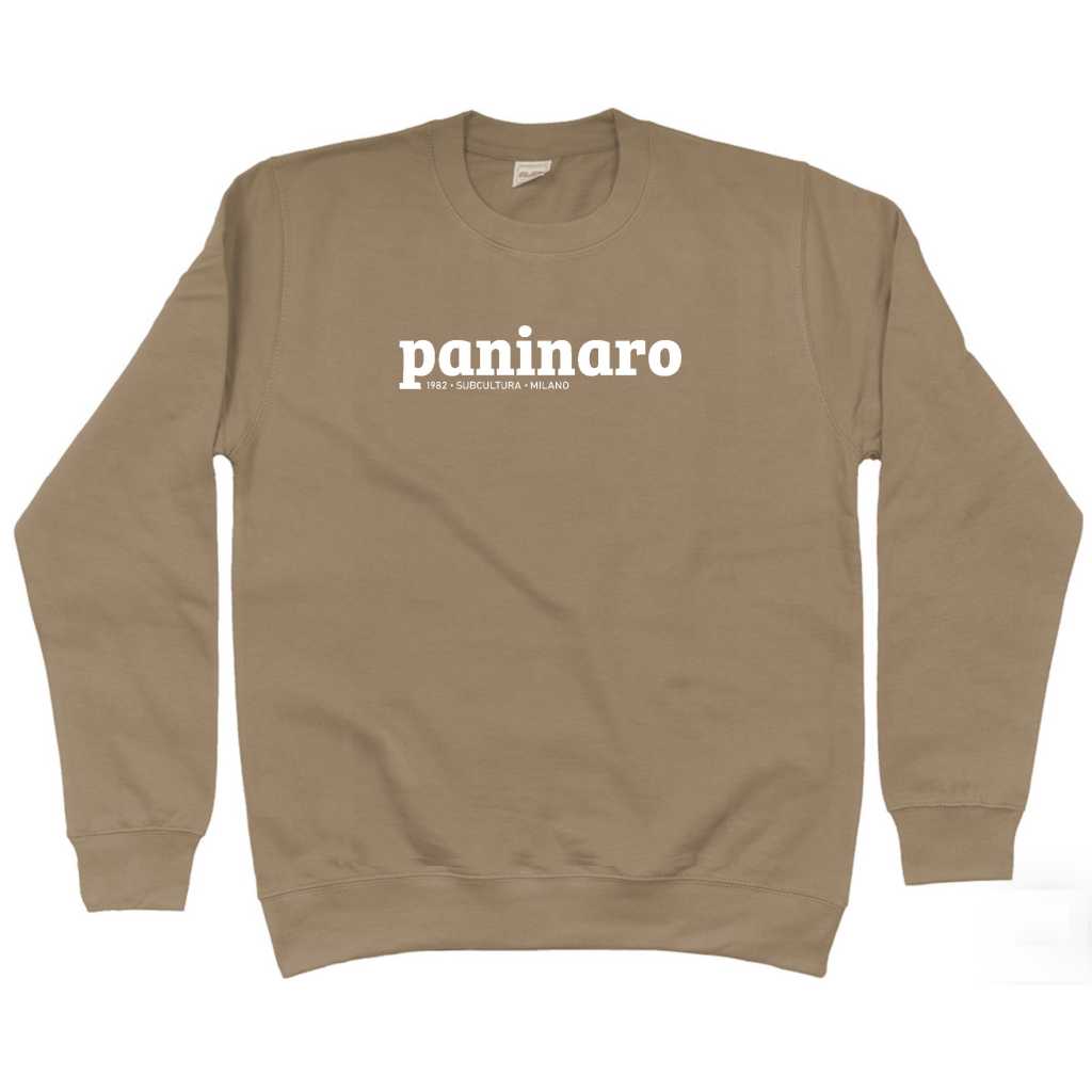 Paninaro Sweatshirt - Mocca in action.