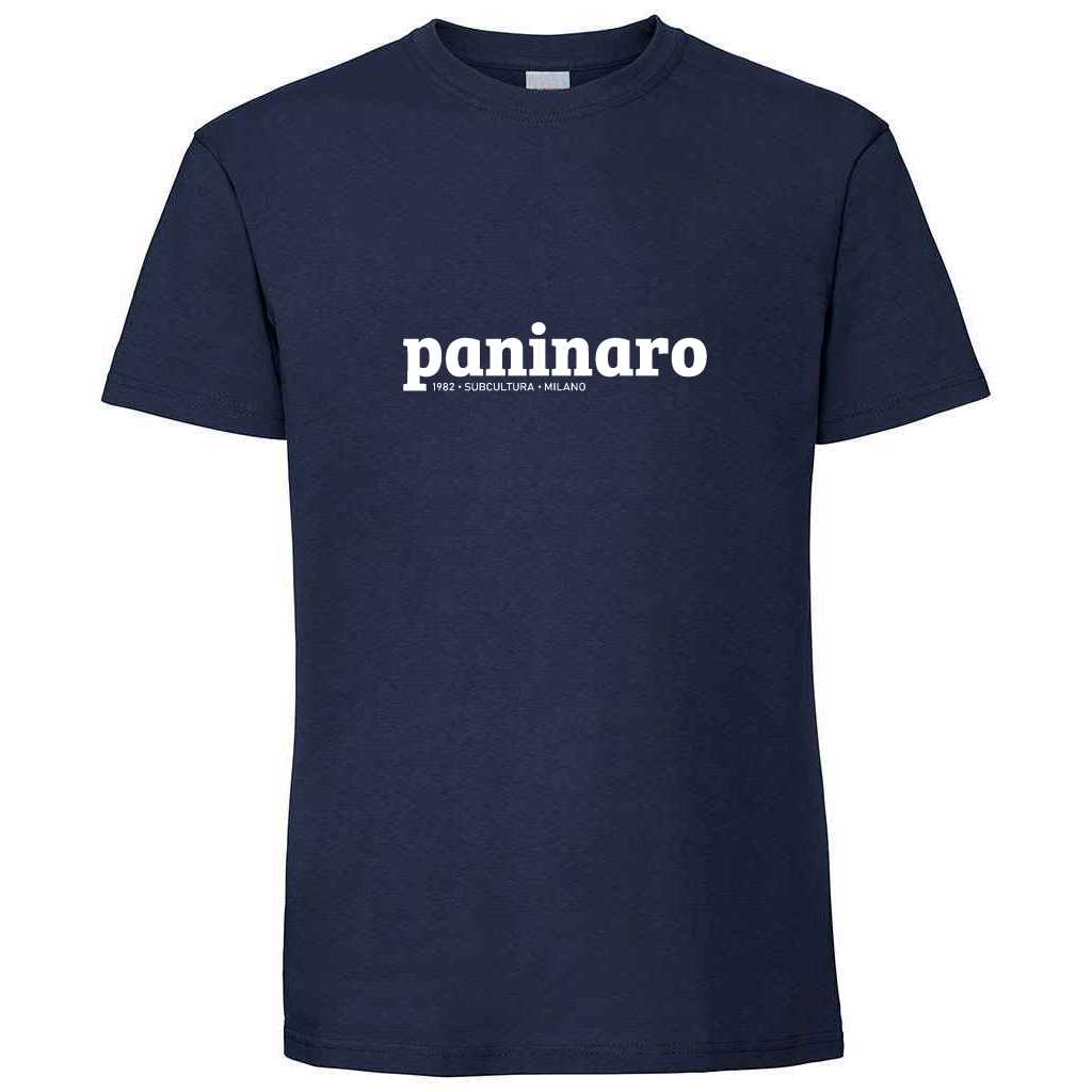 Paninaro T-shirt - Deep Navy in action.