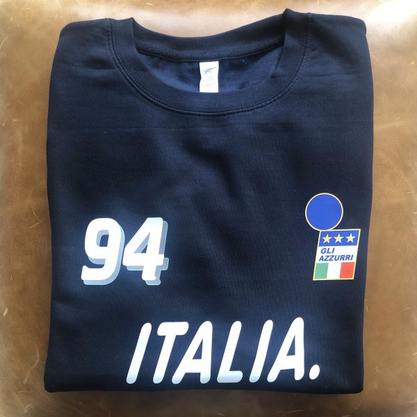 Italia ‘94 Sweatshirt in action.